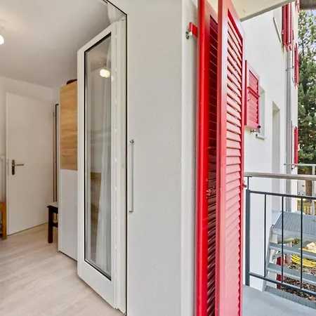 Zermatt, 4 Pers, 3 Lits - Balcon Avec Vue Et Petit Jardin Apartmán *