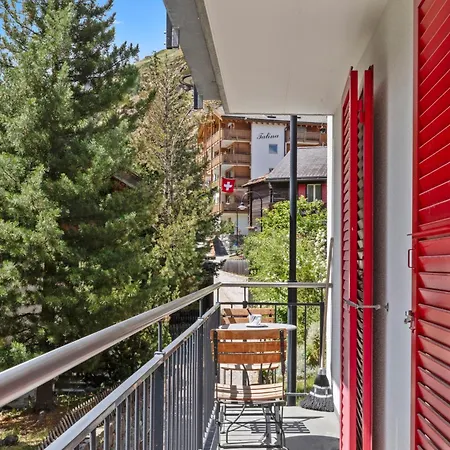 Zermatt, 4 Pers, 3 Lits - Balcon Avec Vue Et Petit Jardin Apartmán Zermatt